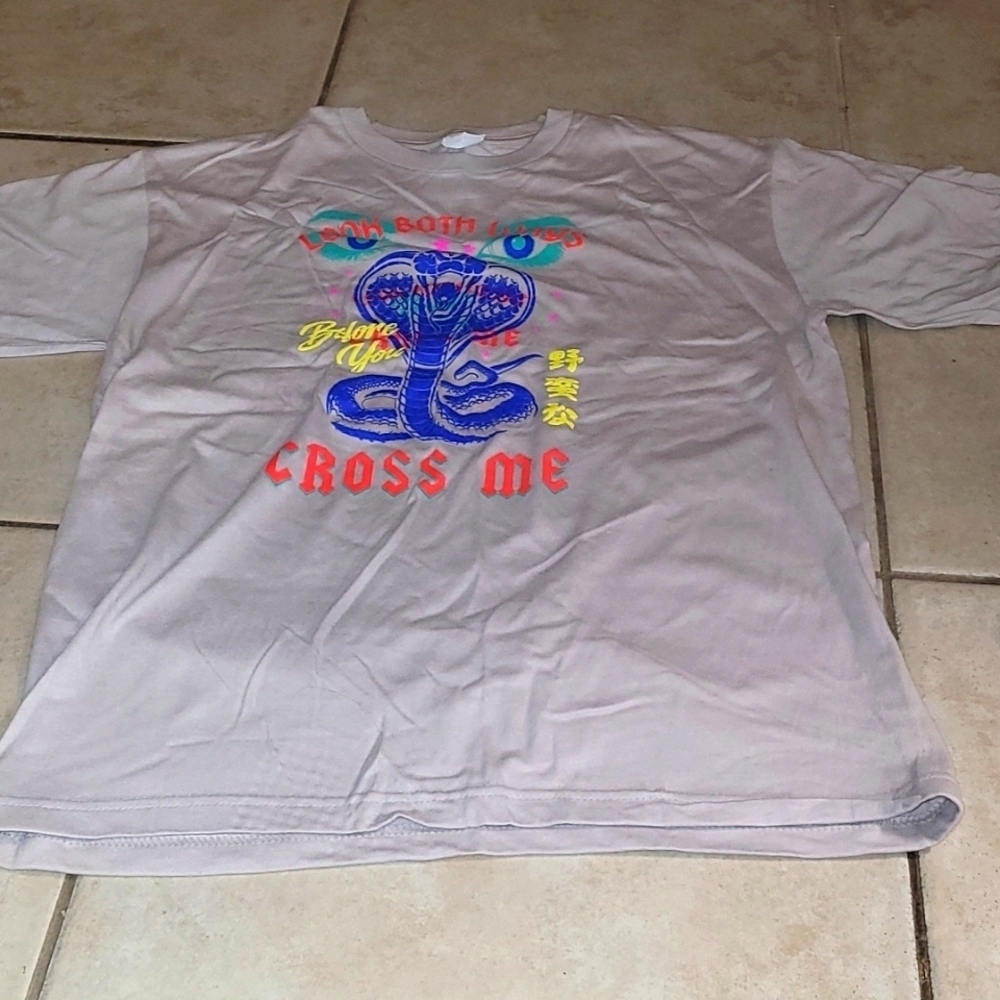 Cygnus Boys Beige Blue Viper Snake Tshirt Look Both Ways Before You Cross Me XL
